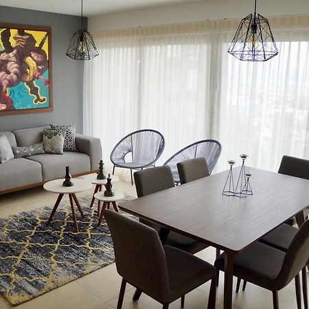 Metropolitan Suites Zapopan Dış mekan fotoğraf