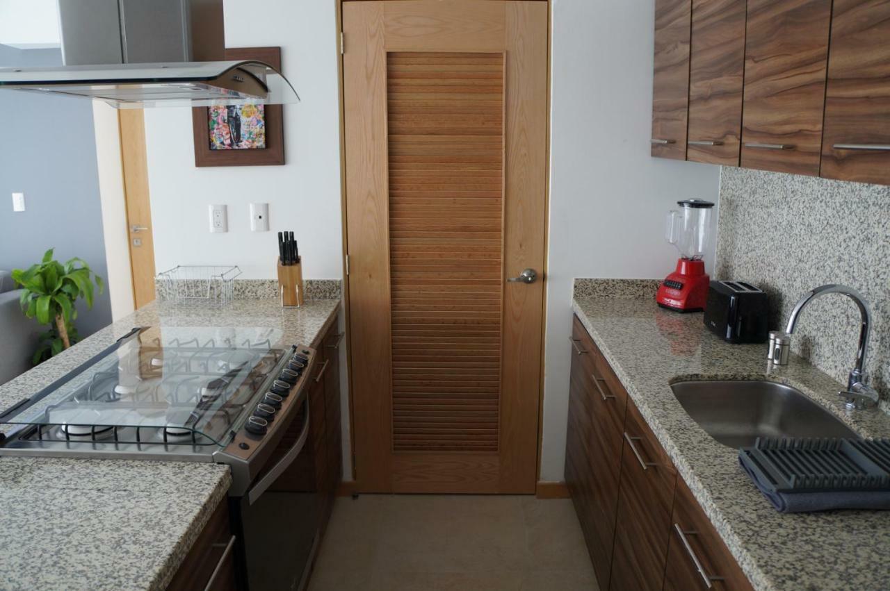 Metropolitan Suites Zapopan Dış mekan fotoğraf