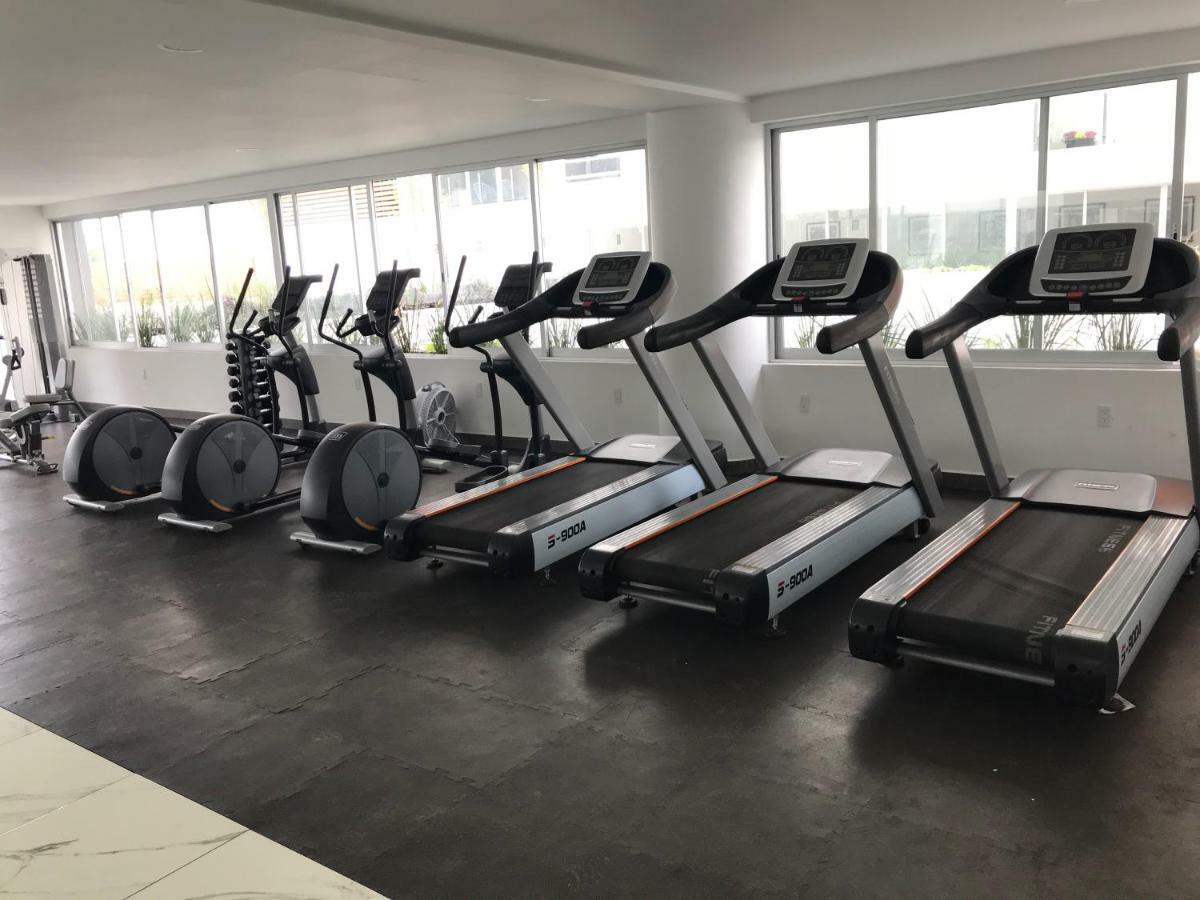 Metropolitan Suites Zapopan Dış mekan fotoğraf