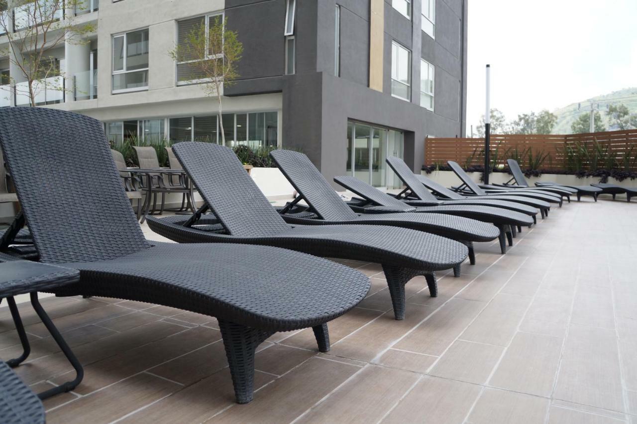 Metropolitan Suites Zapopan Dış mekan fotoğraf