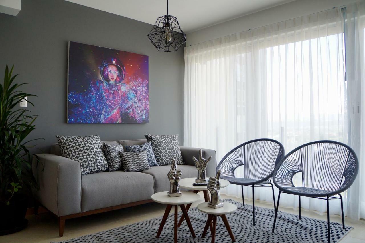 Metropolitan Suites Zapopan Dış mekan fotoğraf