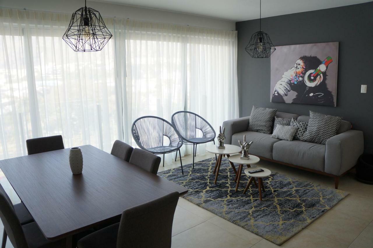 Metropolitan Suites Zapopan Dış mekan fotoğraf